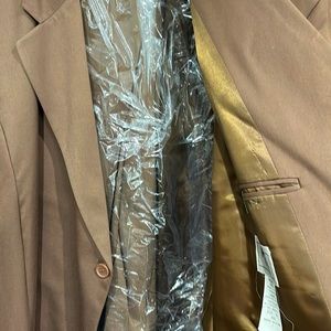 Full suit size 74 kings court light brown